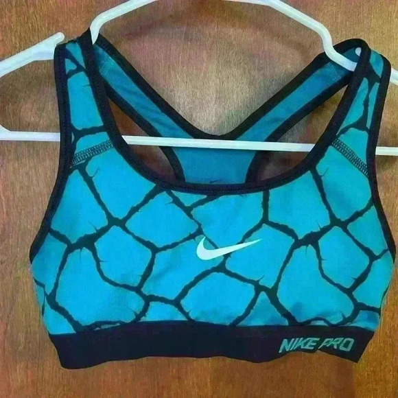 Nike Other - Women’s Nike Dri Fit sports bra